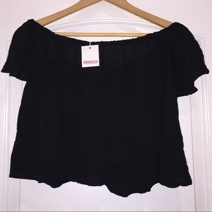 🌻 New Persun off the shoulder crop top
